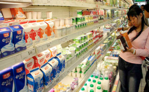 China impulsa importaciones de lácteos crecen 7,6 % hasta mayo